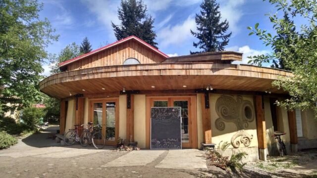 our-ecovillage-common-building_orig-1